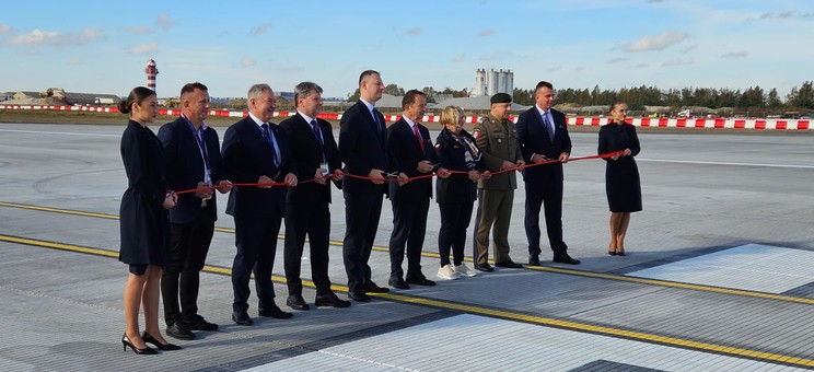 Otwarcie zmodernizowanego pasa startowego w porcie lotniczym Rzeszów–Jasionka,