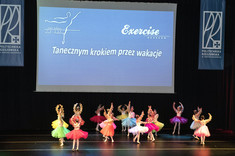 [FOTO] Tanecznym krokiem przez wakacje - spektakl baletowy na PRz